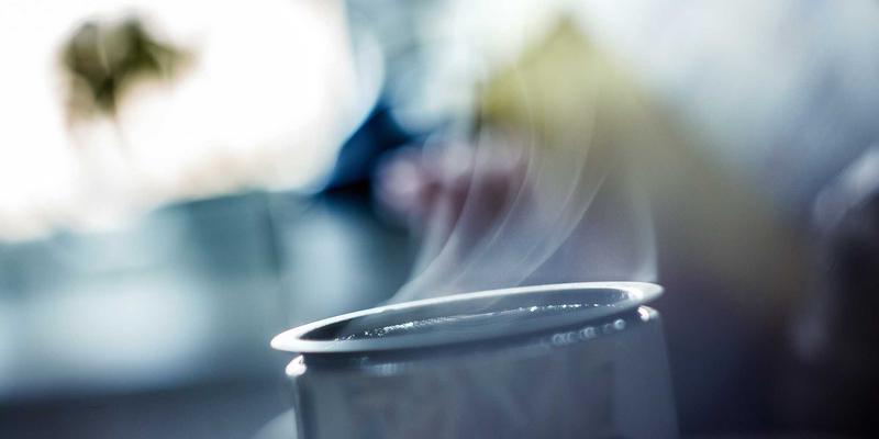 女性时装采购新趋势：瑜伽服与运动休闲风跨界女装的批发策略