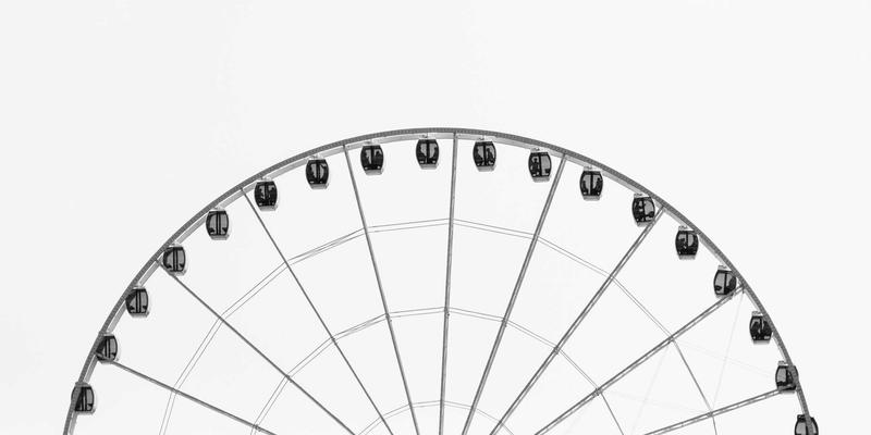 时尚女装发展新趋势：从设计革新到批发采购的产业变革